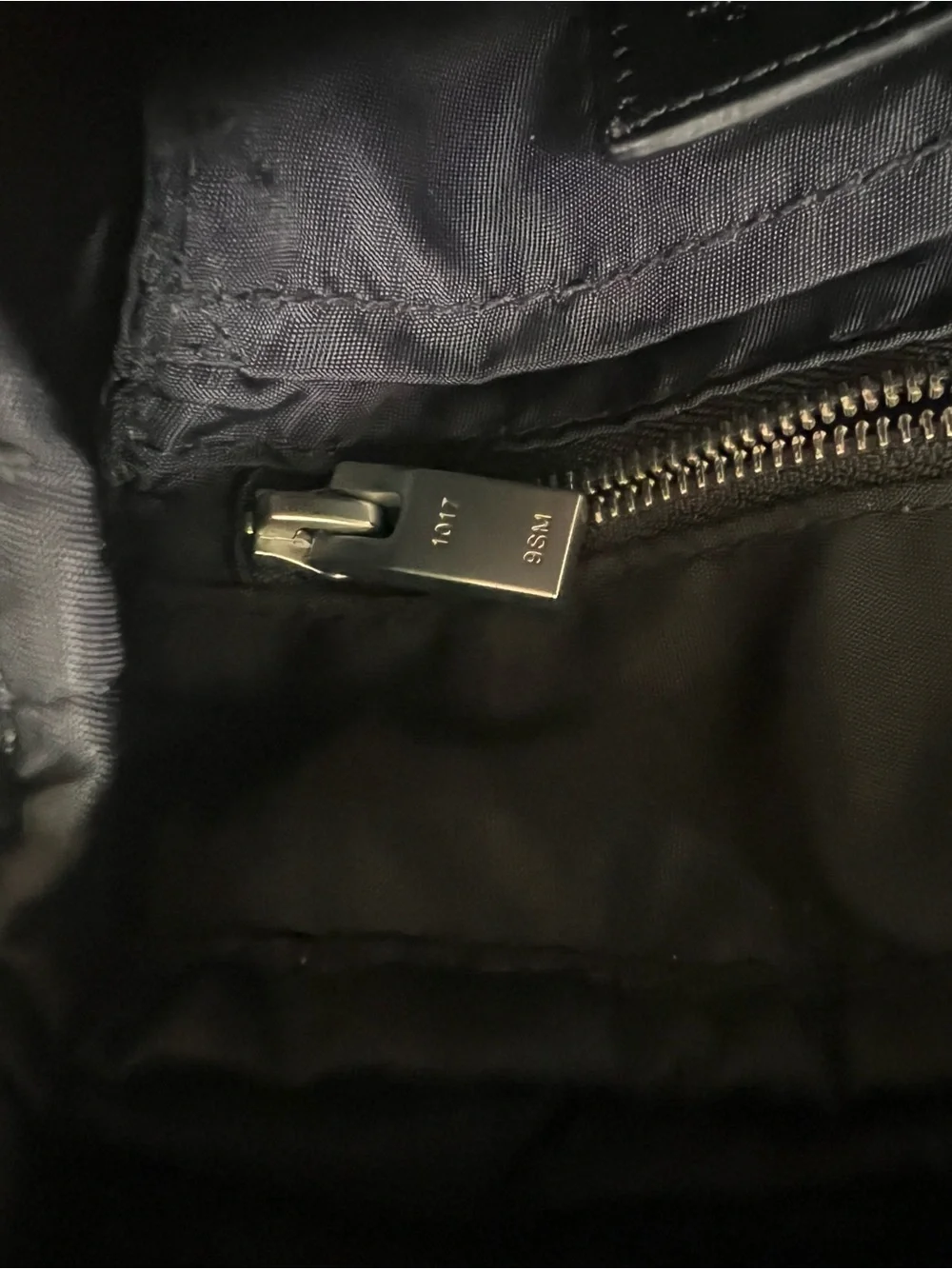 1017 ALYX 9SM Black Tactical Buckle Crossbody Bag